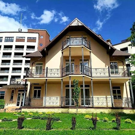 Hotel Sani Truskaveț Exterior foto