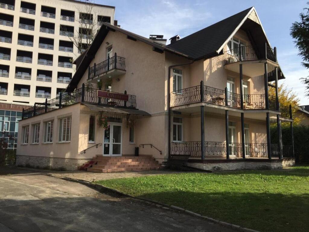 Hotel Sani Truskaveț Exterior foto