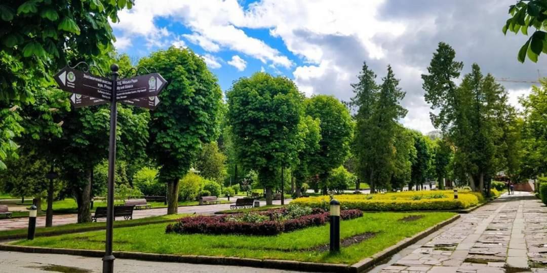 Hotel Sani Truskaveț Exterior foto